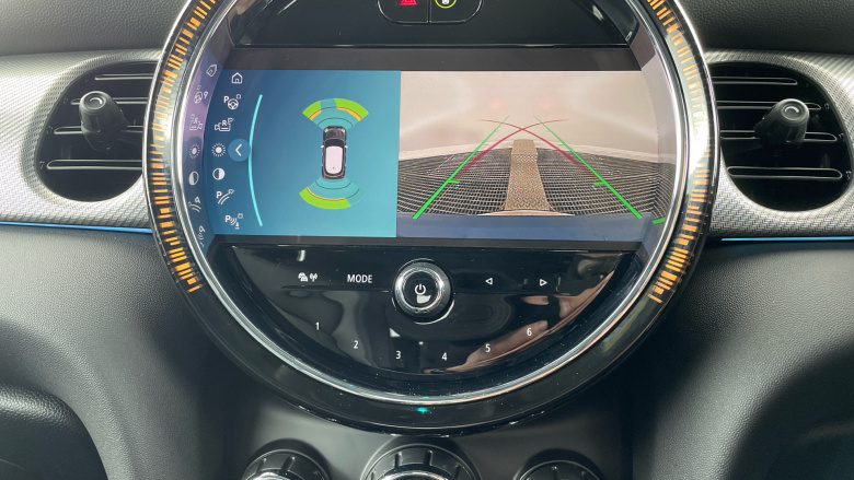 MINI Hatchback 1.5 Cooper Exclusive Premium 5dr Auto Petrol Hatchback